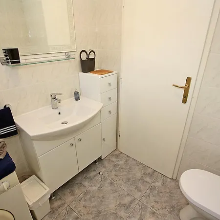 With Parking Space Supetar, Brac - 15017 Апартаменти Супетар